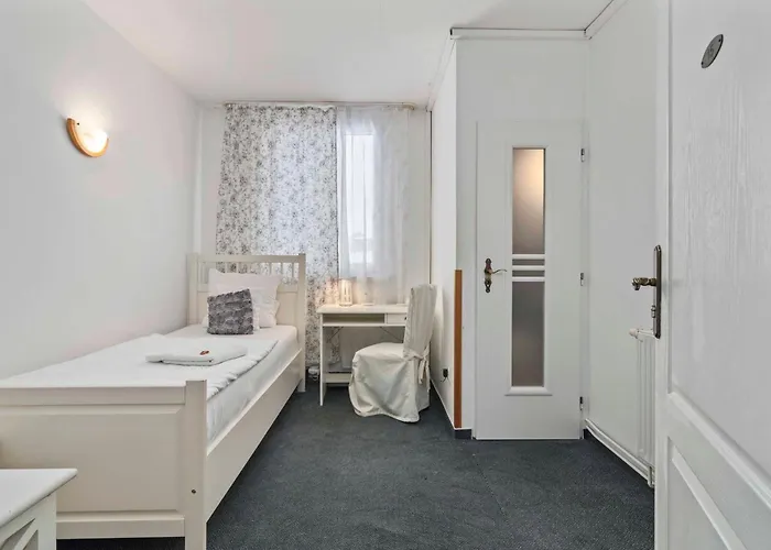 White House Szálloda 3*