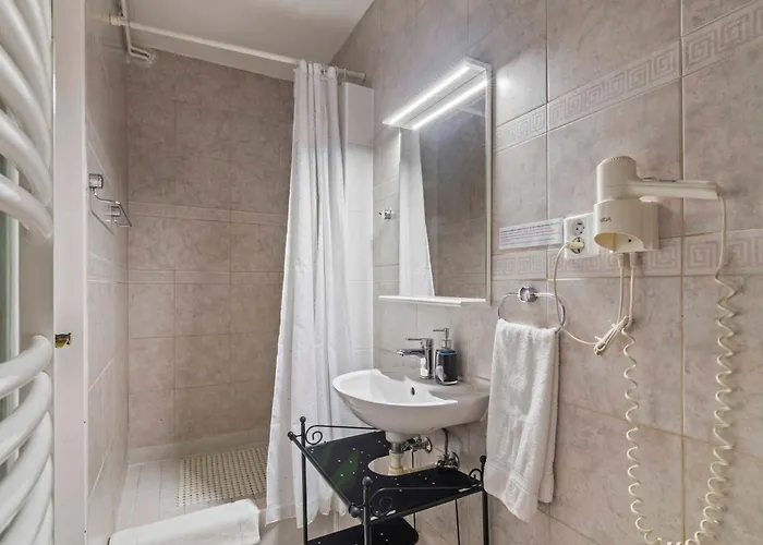 White House Szálloda 3*