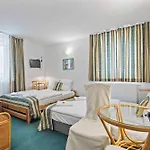 White House 3* براغ