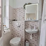 White House 3* براغ