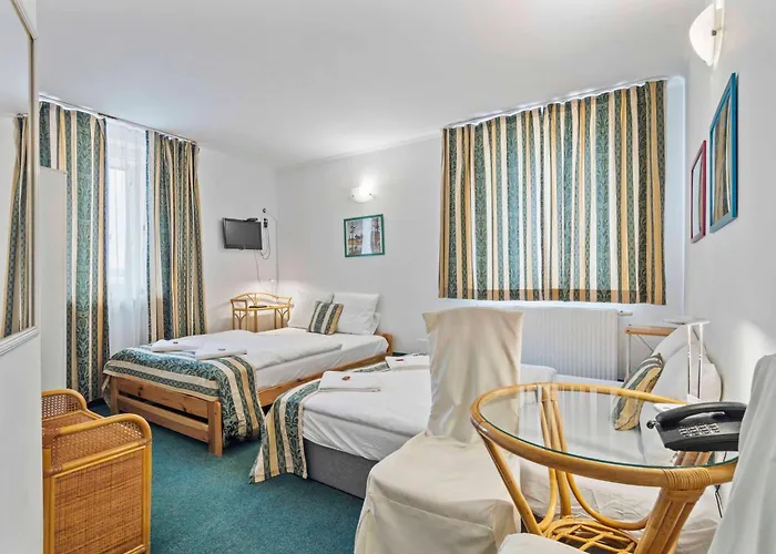 White House 3* Prag