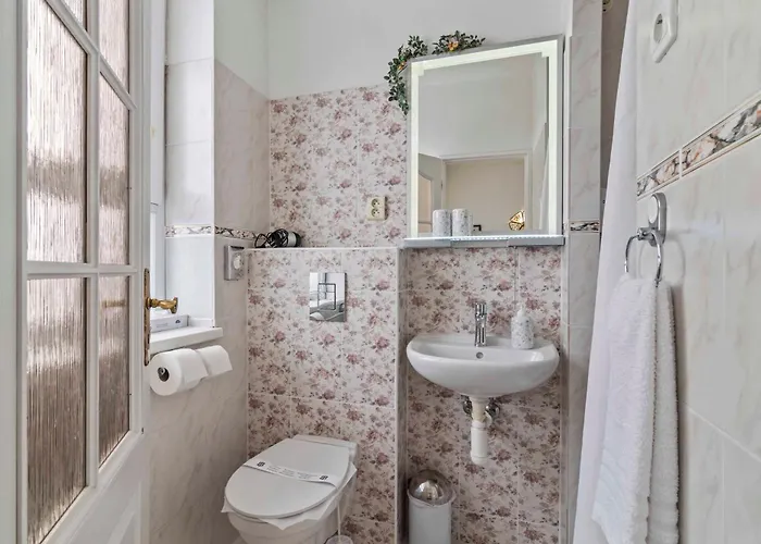 White House 3* Prag