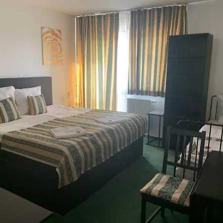 白屋酒店 3* 布拉格