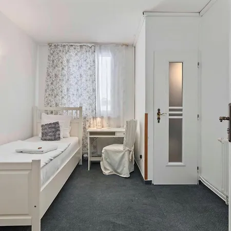 White House Otel 3*